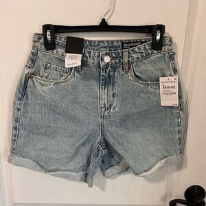 BlankNYC The Perry Mom Shorts Light Wash Distressed Denim High Rise Size 25 NEW